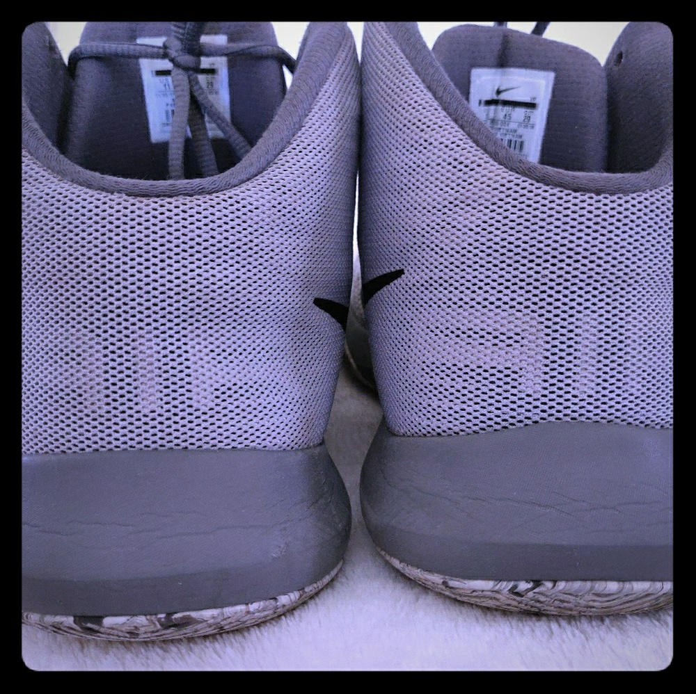 Nike Air Precision basketball shoes